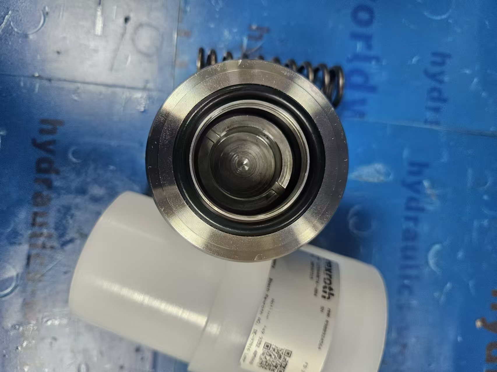 Bosch Rexroth LC32A40E7X/-004 Logic Cartridge Valve R900924564 - Image 2