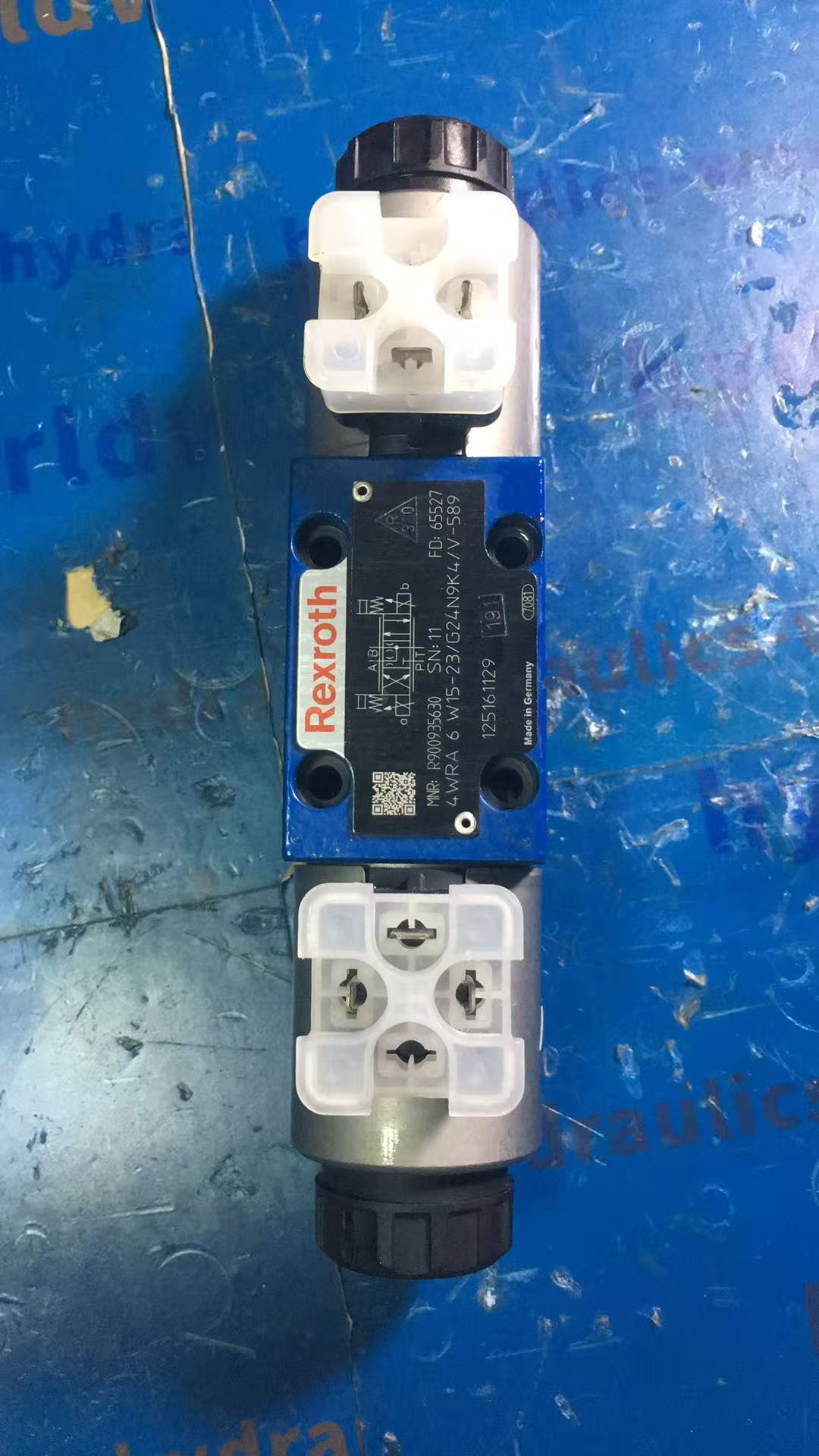 Bosch Rexroth 4WRA6W15-2X/G24N9K4/V-589 R900935630 | Proportional Directional Valve NG6 - Image 5