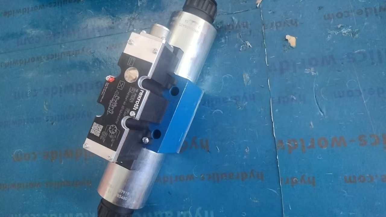 REXROTH 4WRAE10W1-60-2X/G24K31/F1V R900732536 Proportional Directional Valve - Image 4
